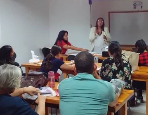 Atención y capacitación para grupos de Grupo Salud SILCA